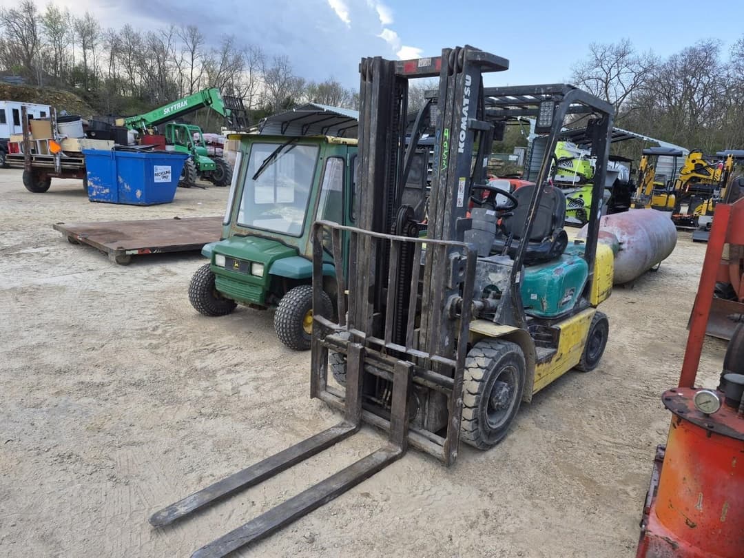 Image of Komatsu FG25T-14 Primary image