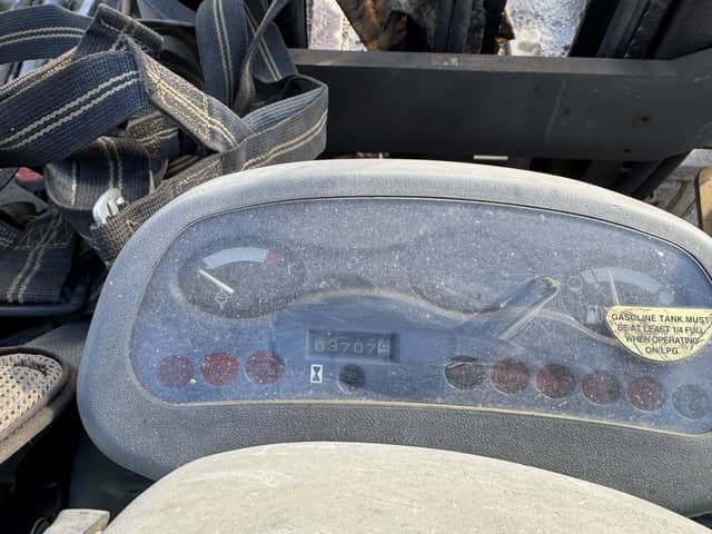 Image of Komatsu FG25T-14 equipment image 2