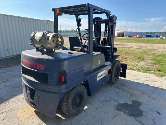 Image of Komatsu FG45T-6 equipment image 4
