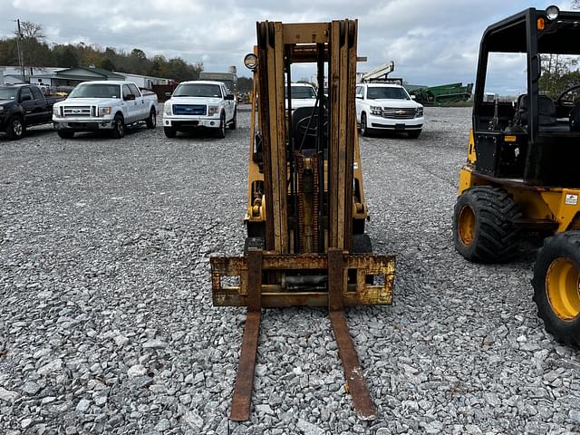 Image of Komatsu FG25S3 equipment image 4