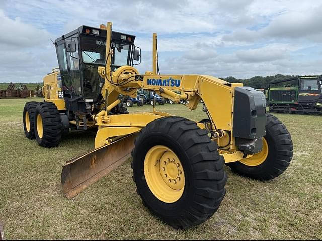 Image of Komatsu GD555-3C equipment image 2