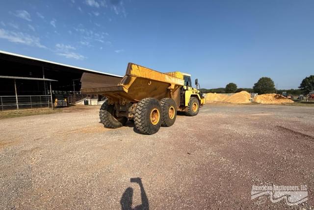 Image of Komatsu HM300-1 equipment image 1