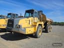 Komatsu HM300-2 Image