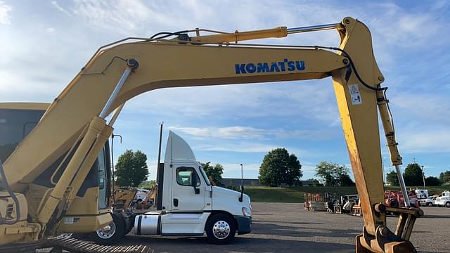 Image of Komatsu PC160LC-7 equipment image 4