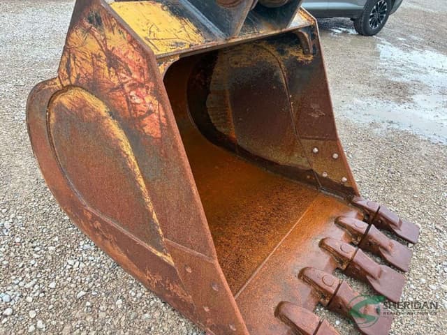 Image of Komatsu PC200-6 equipment image 2