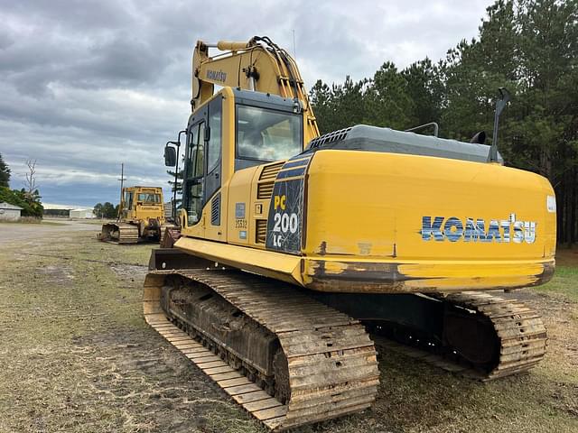 Image of Komatsu PC200LC-8 equipment image 1