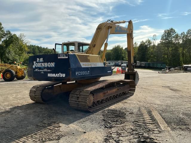 Image of Komatsu PC200LC equipment image 4