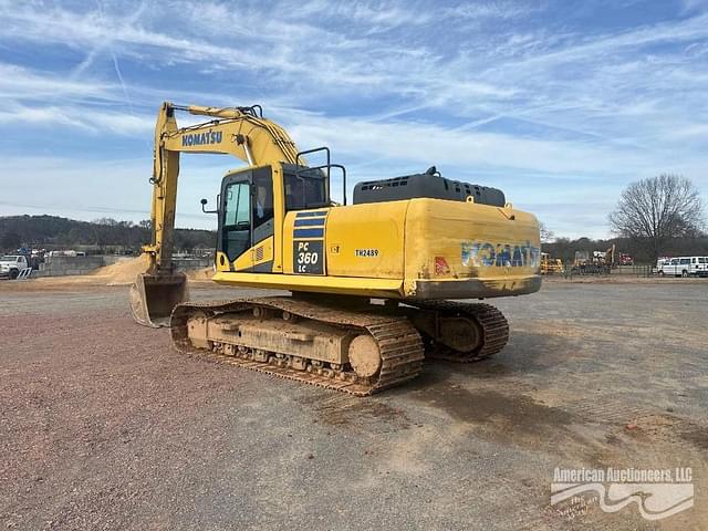 Image of Komatsu PC360LC-10 equipment image 2