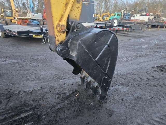 Image of Komatsu PC128US equipment image 2