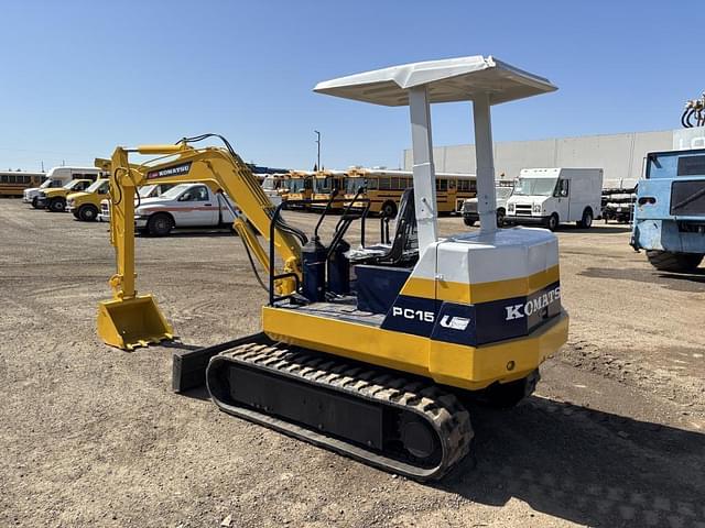 Image of Komatsu PC15 equipment image 3