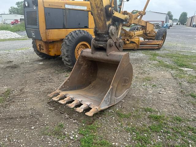 Image of Komatsu PC150LC equipment image 3