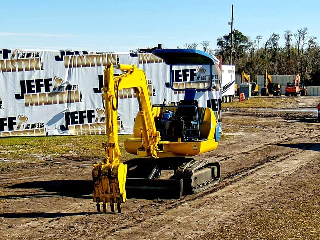 Image of Komatsu PC20-7 equipment image 1