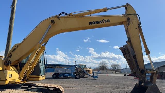 Image of Komatsu PC200LC-6 equipment image 4