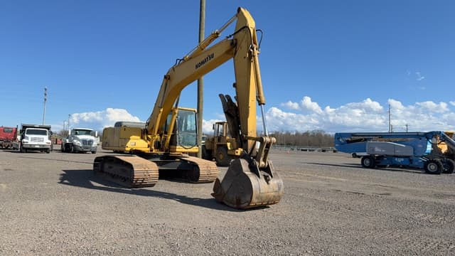 Image of Komatsu PC200LC-6 equipment image 2