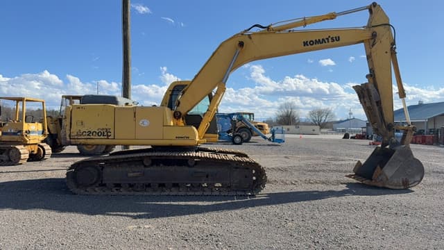 Image of Komatsu PC200LC-6 equipment image 3