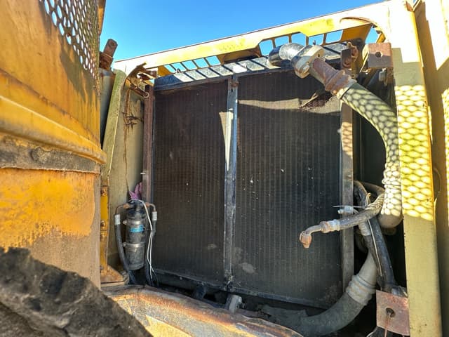 Image of Komatsu PC200LC equipment image 2