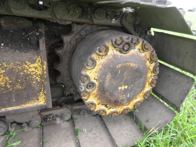 Image of Komatsu PC200LC equipment image 3