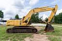 Komatsu PC200LC Image