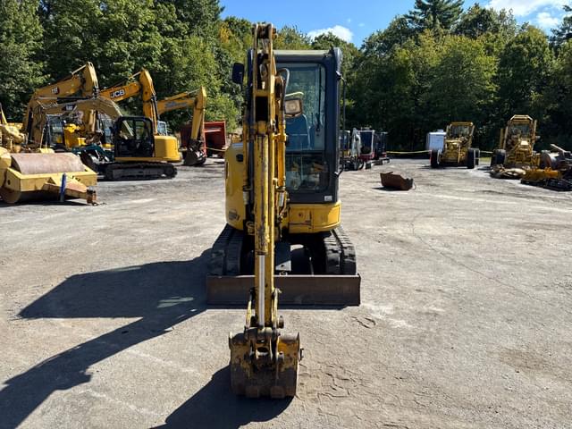 Image of Komatsu PC20MR-2 equipment image 1