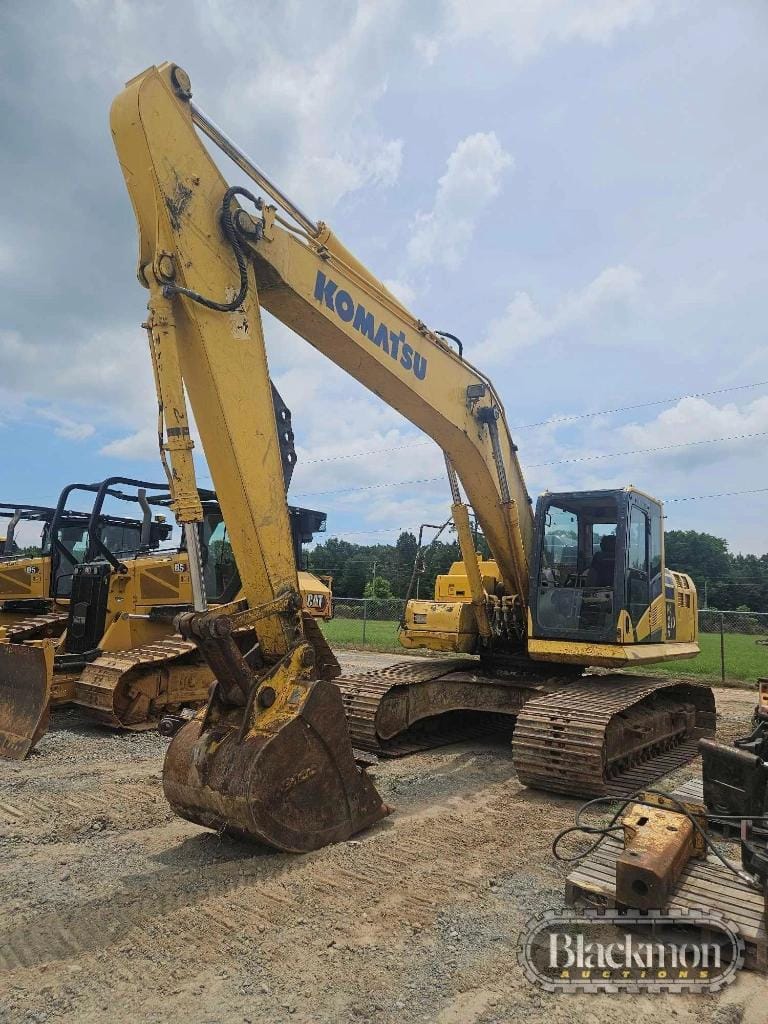 Komatsu PC210 LC-11 Equipment Image0