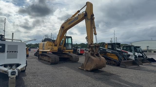 Image of Komatsu PC210LC-11 equipment image 2