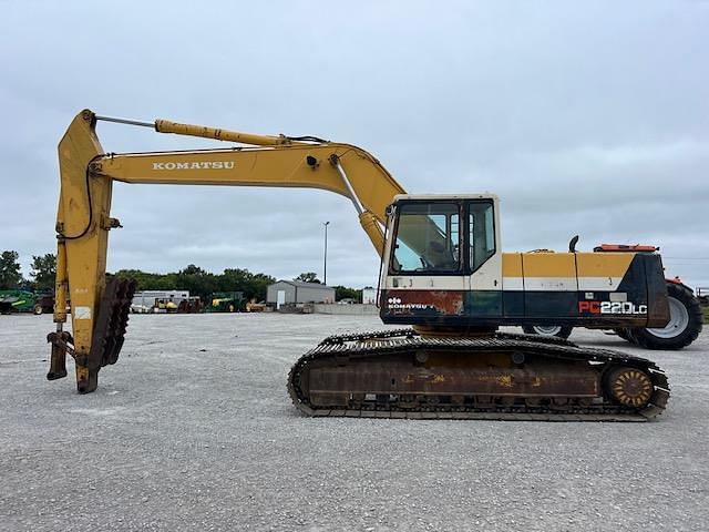 Image of Komatsu PC220LC equipment image 2