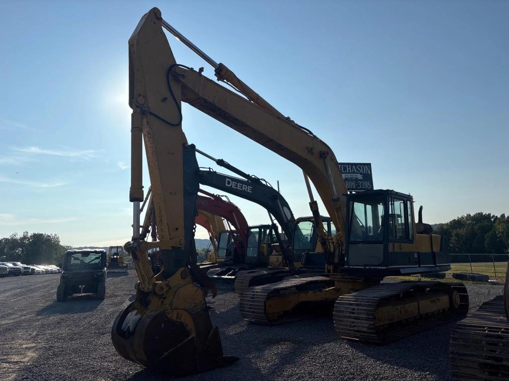 Image of Komatsu PC220LC Primary image