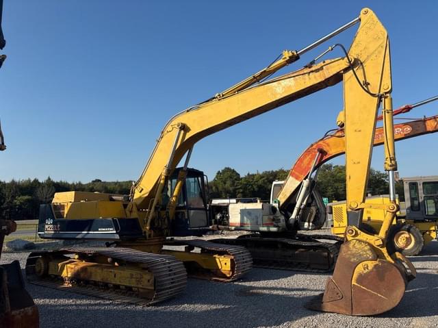 Image of Komatsu PC220LC equipment image 1