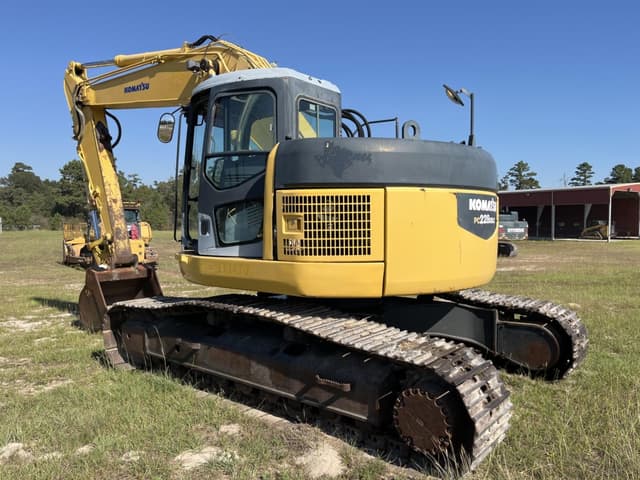 Image of Komatsu PC228USLC-3 equipment image 2