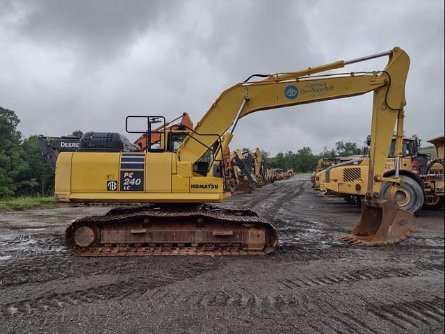 Image of Komatsu PC240LC equipment image 2