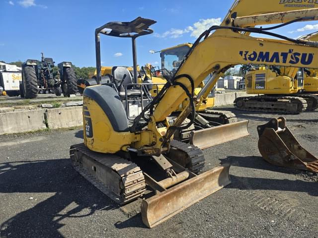 Image of Komatsu PC27MR-3 equipment image 3