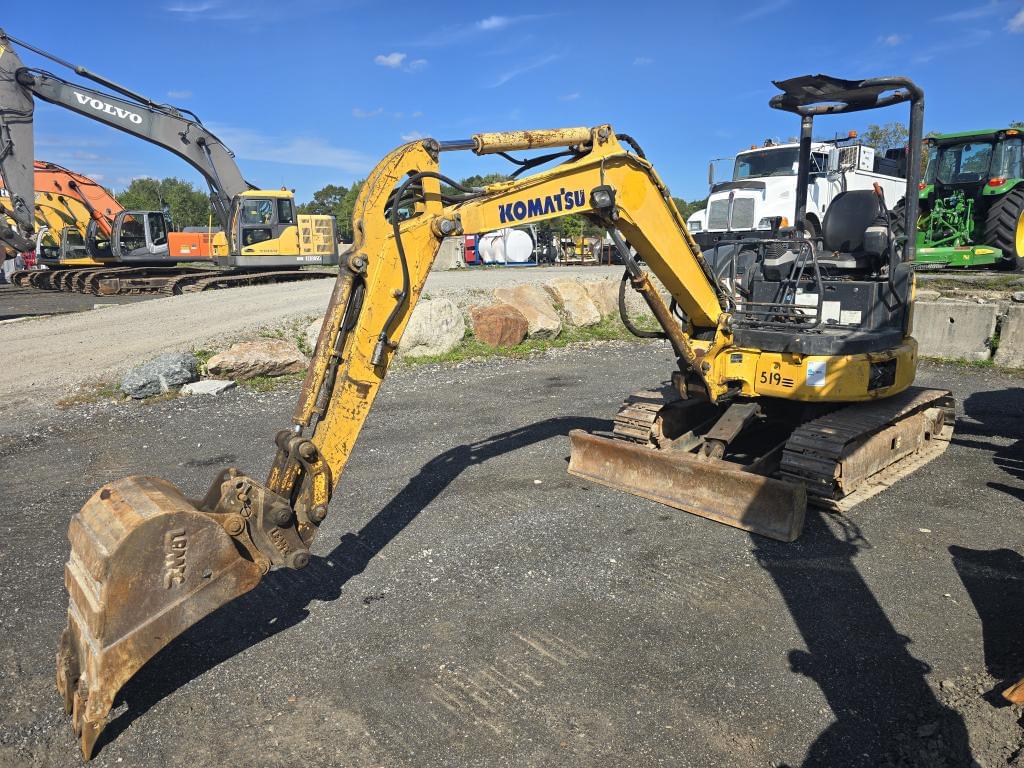 Image of Komatsu PC27MR-3 Primary image