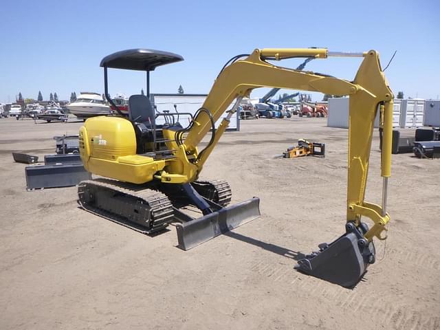 Image of Komatsu PC27R-8 equipment image 1