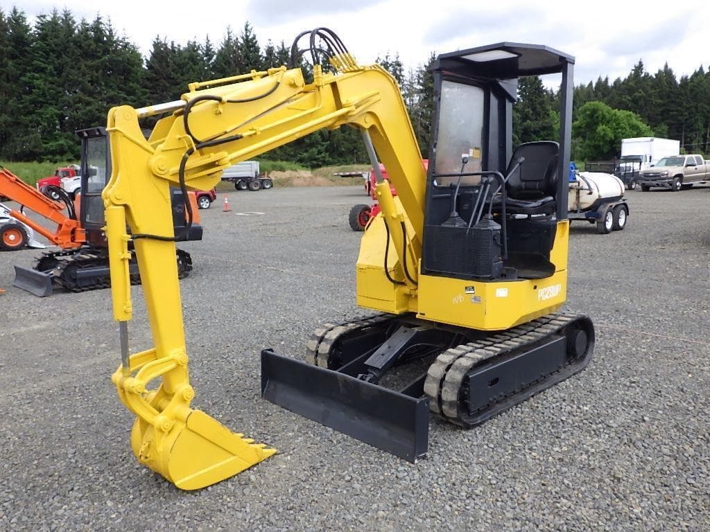 Image of Komatsu PC28UU Primary image