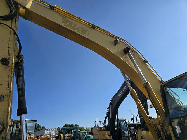 Image of Komatsu PC300LC equipment image 3
