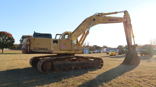 Image of Komatsu PC300LC equipment image 4