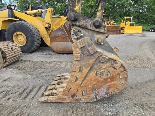 Image of Komatsu PC308USLC equipment image 2