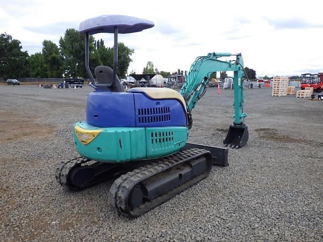 Image of Komatsu PC35MR equipment image 3