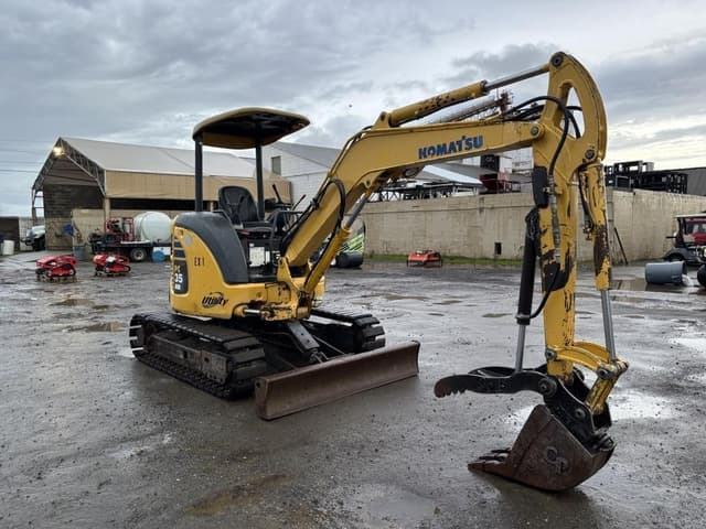 Image of Komatsu PC35MR-2 equipment image 1