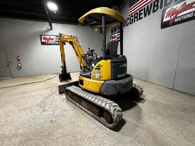 Image of Komatsu PC35MR-2 equipment image 2