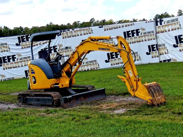 Image of Komatsu PC35MR-3 equipment image 1
