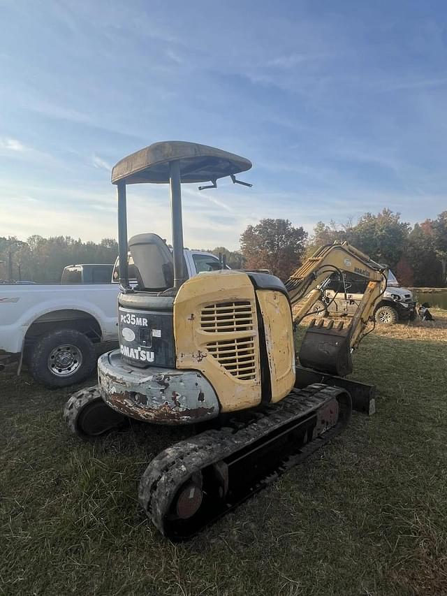 Image of Komatsu PC35MR equipment image 2