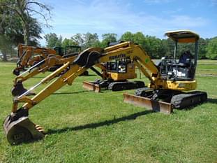 Komatsu PC35MR Equipment Image0