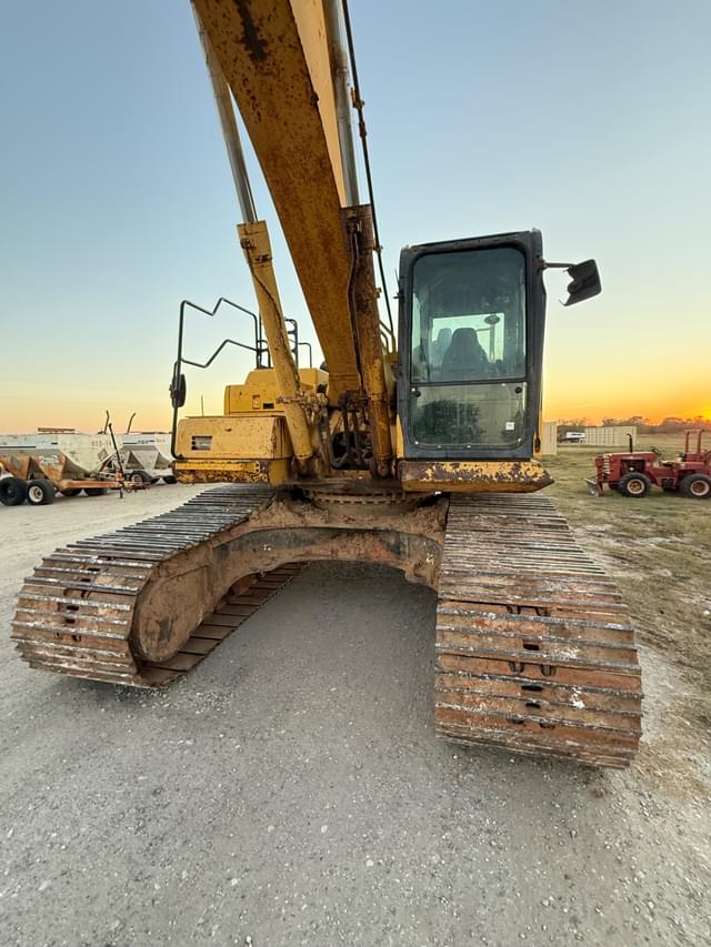 Image of Komatsu PC360LC-11 equipment image 3