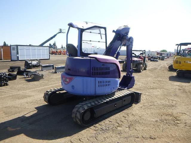 Image of Komatsu PC38UU-3 equipment image 2
