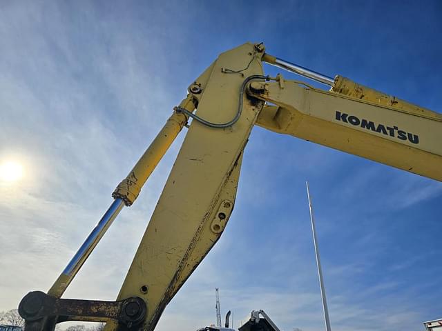 Image of Komatsu PC400LC equipment image 4