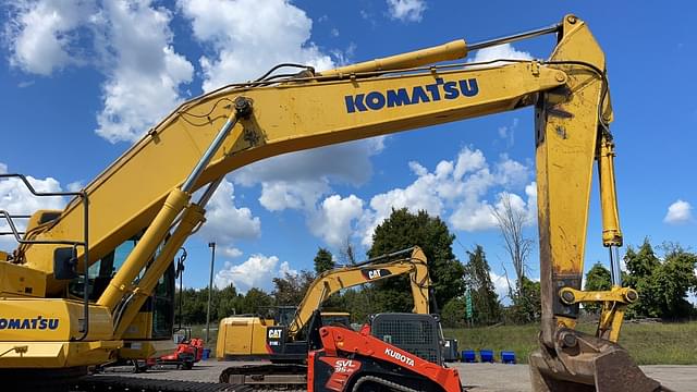 Image of Komatsu PC490LC-11 equipment image 4