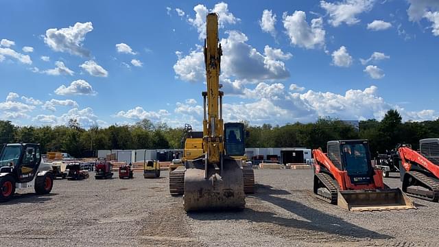 Image of Komatsu PC490LC-11 equipment image 1