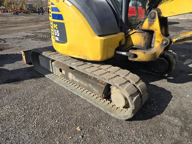 Image of Komatsu PC55MR-3 equipment image 4