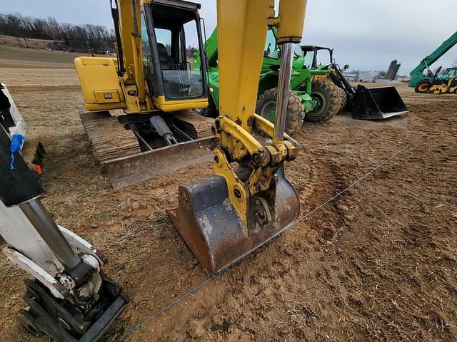 Image of Komatsu PC60 equipment image 3